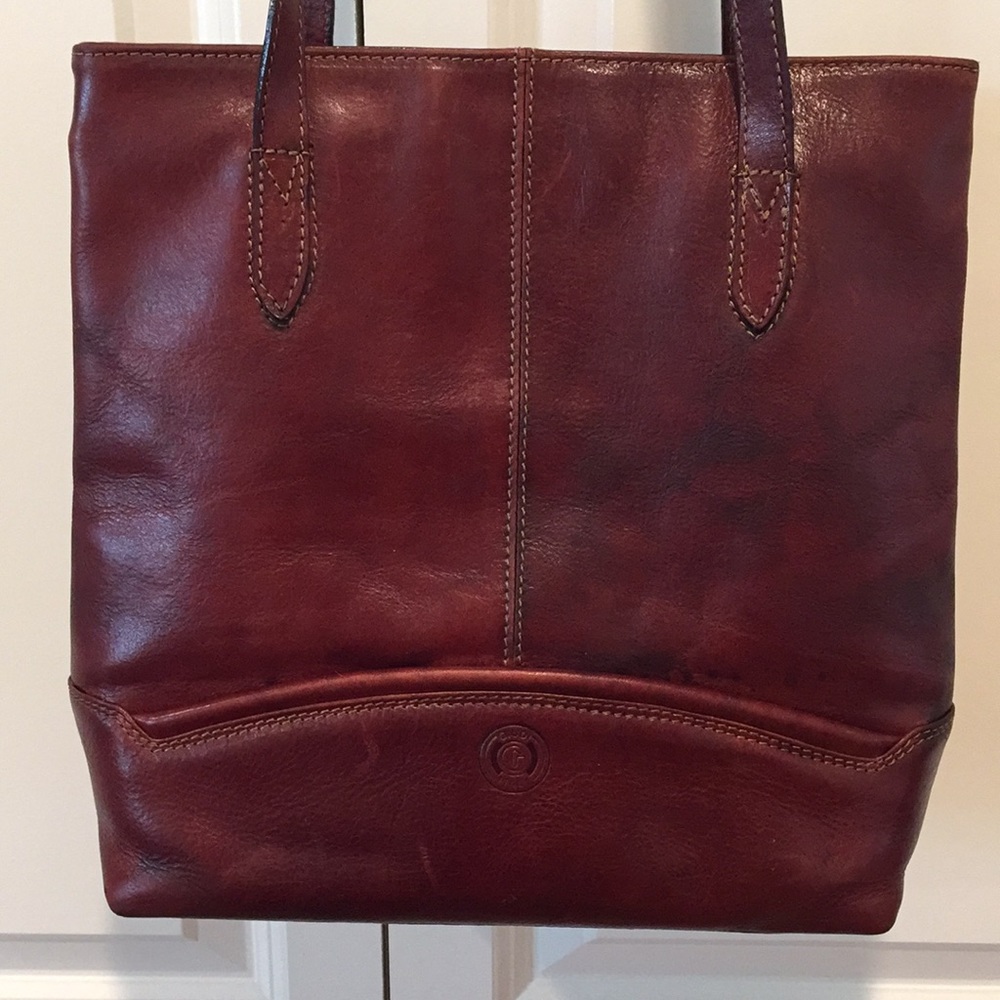 Giudi vintage leather shoulder bag